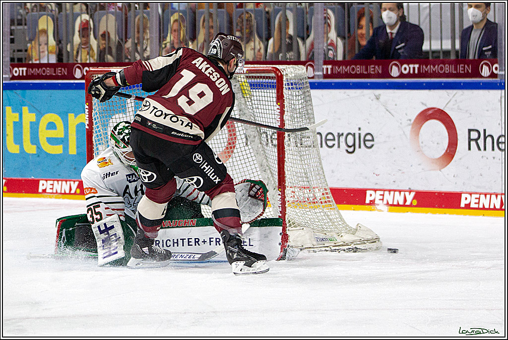 PENNY DEL;  Koelner Haie - Augsburger Panther; Koeln, 05.04.2021
